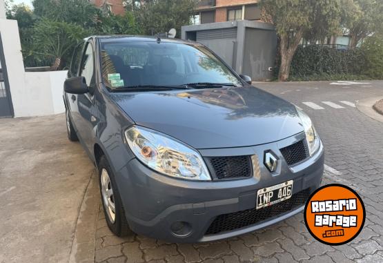 Autos - Renault Sandero 2010 Nafta 140000Km - En Venta