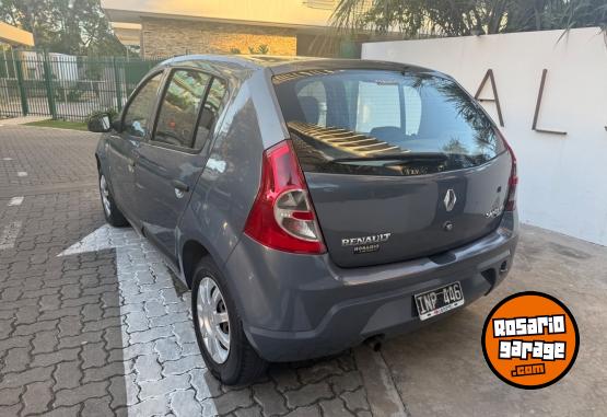 Autos - Renault Sandero 2010 Nafta 140000Km - En Venta