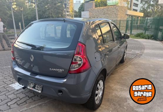 Autos - Renault Sandero 2010 Nafta 140000Km - En Venta