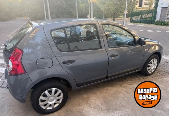 Autos - Renault Sandero 2010 Nafta 140000Km - En Venta