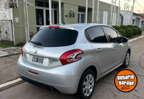 Autos - Peugeot 208 active 2013 Nafta 85000Km - En Venta