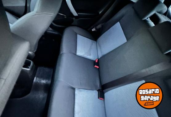 Autos - Peugeot 208 active 2013 Nafta 85000Km - En Venta