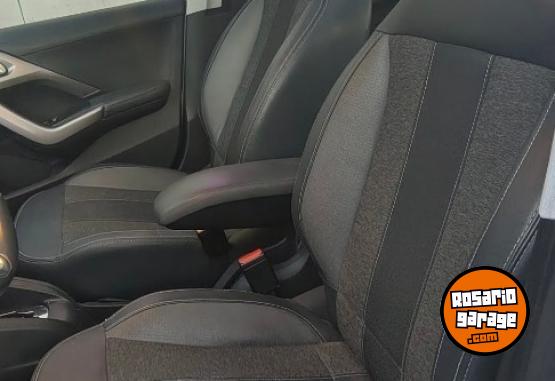 Autos - Peugeot 208 2020 Nafta 68000Km - En Venta