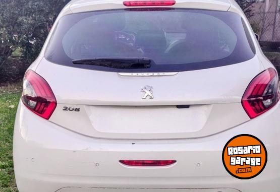 Autos - Peugeot 208 2020 Nafta 68000Km - En Venta