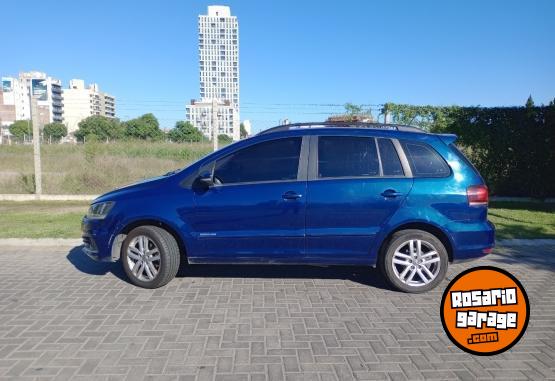 Autos - Volkswagen Suran Highline 2018 Nafta 73000Km - En Venta