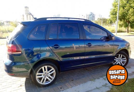 Autos - Volkswagen Suran Highline 2018 Nafta 73000Km - En Venta