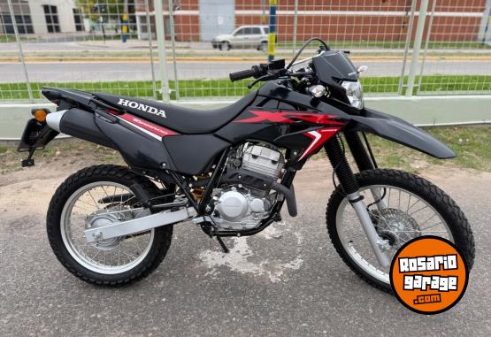 Motos - Honda Tornado Xr 250 2024 Nafta 1600Km - En Venta