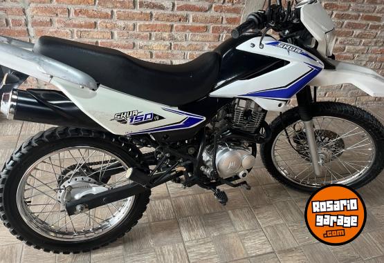 Motos - Motomel Skua 150 v6 2023 Nafta 24000Km - En Venta