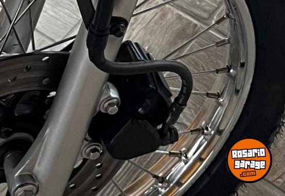 Motos - Motomel Skua 150 v6 2023 Nafta 24000Km - En Venta