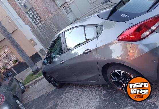 Autos - Chevrolet Cruze RS 2022 Nafta 81000Km - En Venta