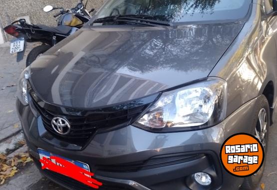 Autos - Toyota ETIOS XLS 1.5 2023 Nafta 9000Km - En Venta