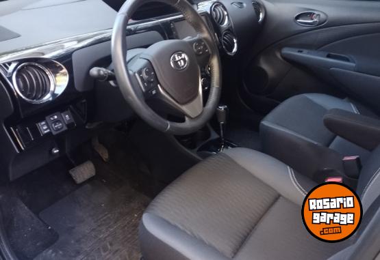 Autos - Toyota ETIOS XLS 1.5 2023 Nafta 9000Km - En Venta