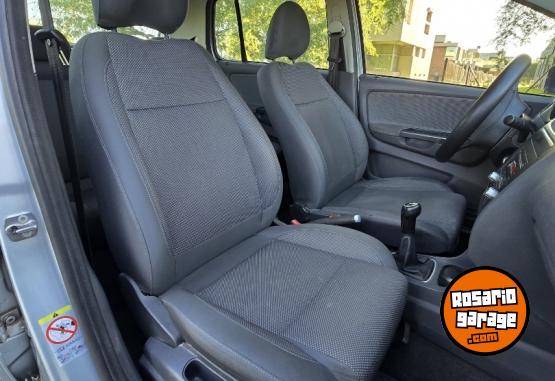 Autos - Volkswagen Fox 2012 Nafta 98000Km - En Venta