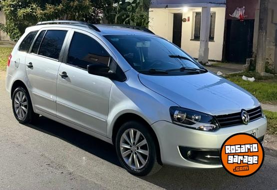 Autos - Volkswagen Suran 2011 GNC 130000Km - En Venta