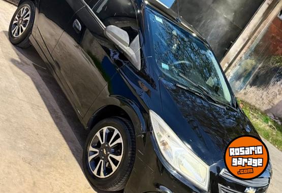 Autos - Chevrolet Onix 2013 Nafta 140000Km - En Venta