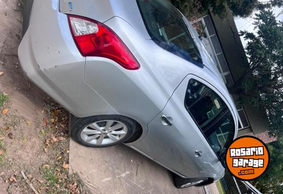 Autos - Nissan Sentra 2015 Nafta 150Km - En Venta