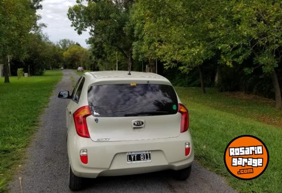 Autos - Kia Picanto 2013 Nafta 110000Km - En Venta