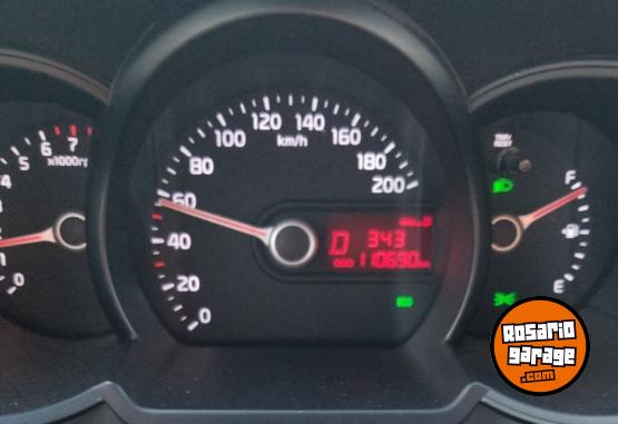 Autos - Kia Picanto 2013 Nafta 110000Km - En Venta
