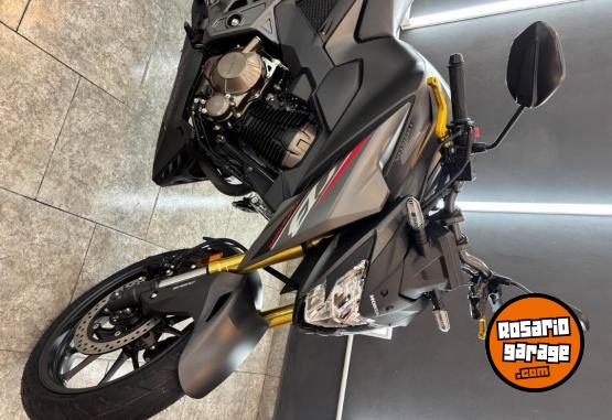 Motos - Honda Cb 300 2025 Nafta 450Km - En Venta