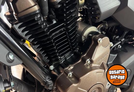 Motos - Honda Cb 300 2025 Nafta 450Km - En Venta