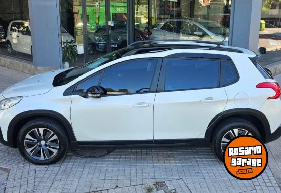Autos - Peugeot 2008 FELINE 1.6 VTI 2019 Nafta 90000Km - En Venta