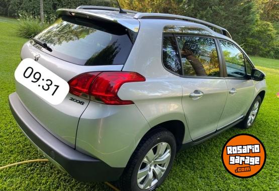 Autos - Peugeot 2008 ALLURE 2017 Nafta 91000Km - En Venta