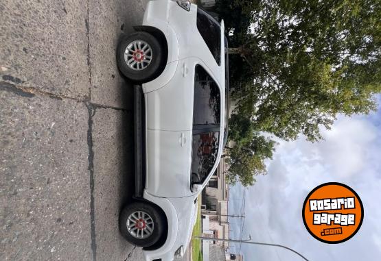 Camionetas - Toyota SW4 2013 Diesel 175000Km - En Venta