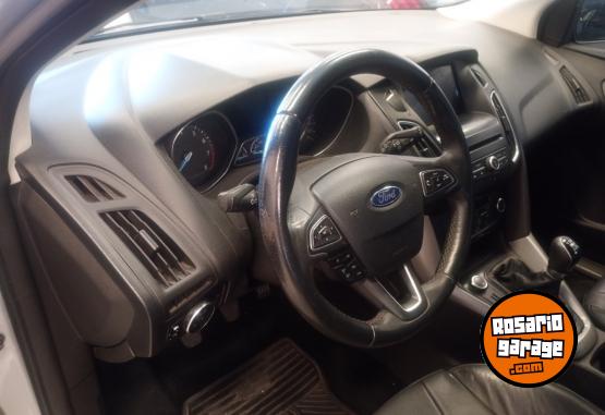Autos - Ford Focus 2016 Nafta 121000Km - En Venta