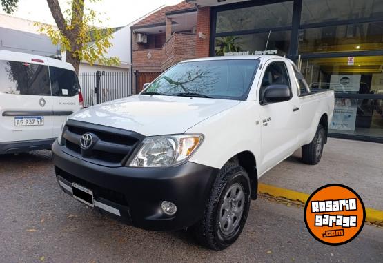 Camionetas - Toyota Hilux Cabina Simple 4x2 2006 Diesel 260000Km - En Venta