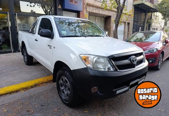 Camionetas - Toyota Hilux Cabina Simple 4x2 2006 Diesel 260000Km - En Venta