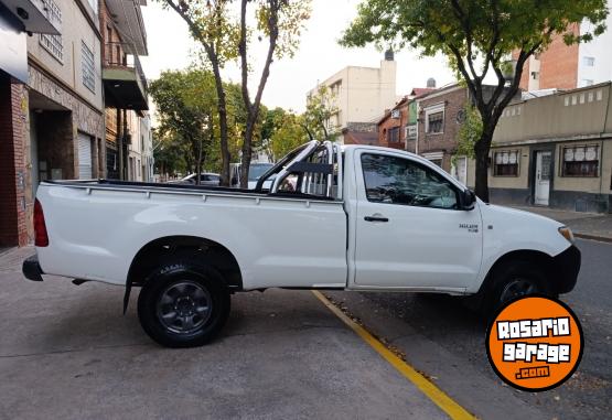 Camionetas - Toyota Hilux Cabina Simple 4x2 2006 Diesel 260000Km - En Venta
