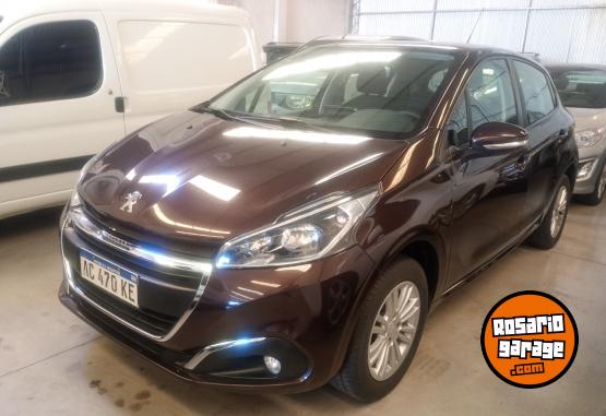 Autos - Peugeot 208 2018 Nafta 100000Km - En Venta