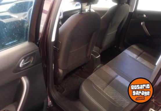 Autos - Peugeot 208 2018 Nafta 100000Km - En Venta