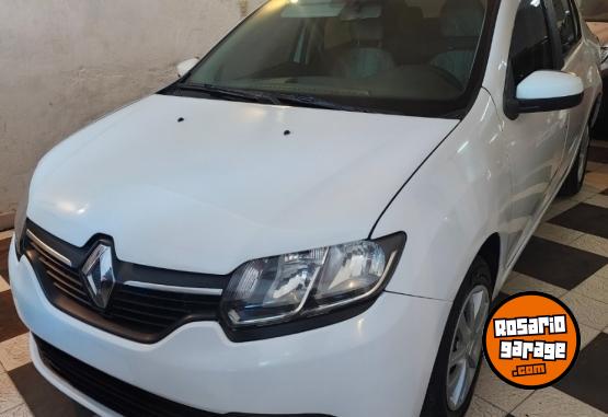 Autos - Renault Logan 2014 Nafta 142000Km - En Venta