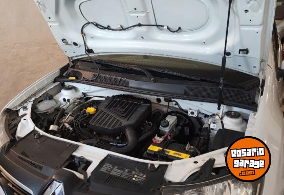 Autos - Renault Logan 2014 Nafta 142000Km - En Venta