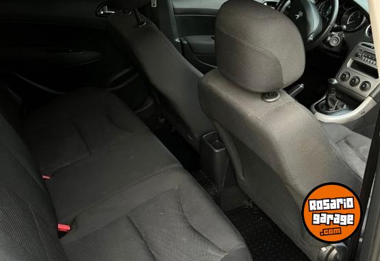 Autos - Peugeot 308 2013 Nafta 100000Km - En Venta