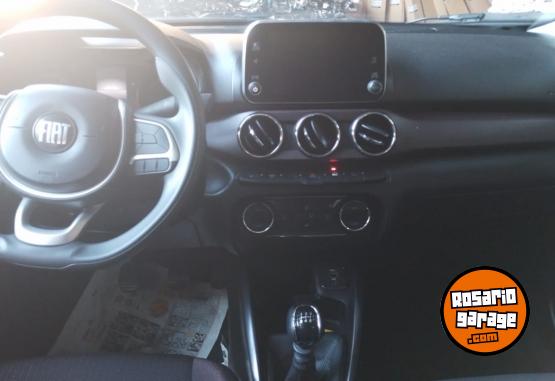 Autos - Fiat Cronos 1.8 2023 Nafta 34000Km - En Venta