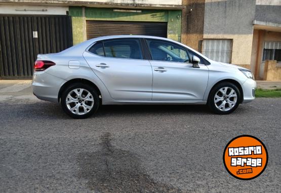 Autos - Citroen C4 lounge 2018 Diesel 170000Km - En Venta