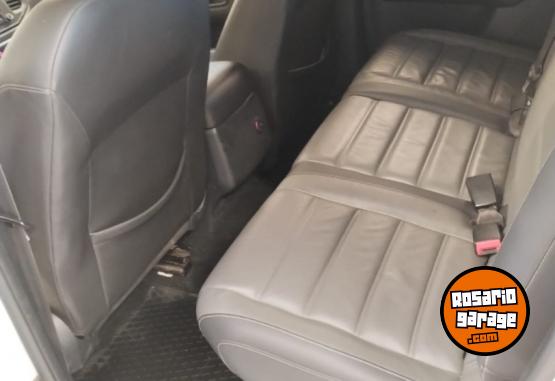 Camionetas - Volkswagen Amarok 2.0 Highline 2017 Diesel 142000Km - En Venta