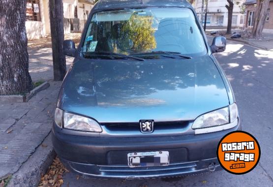 Utilitarios - Peugeot Partner 2007 Diesel 228000Km - En Venta