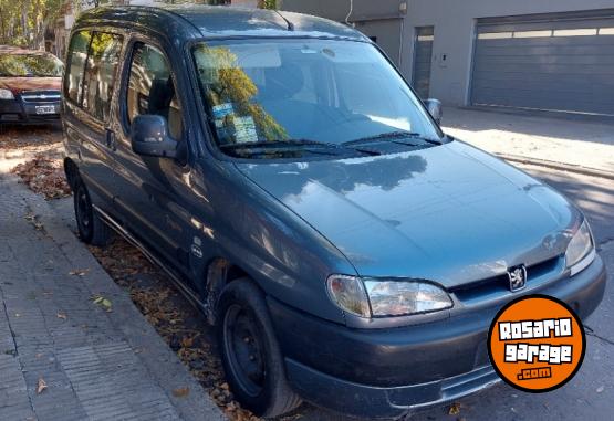 Utilitarios - Peugeot Partner 2007 Diesel 228000Km - En Venta