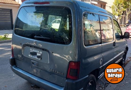 Utilitarios - Peugeot Partner 2007 Diesel 228000Km - En Venta