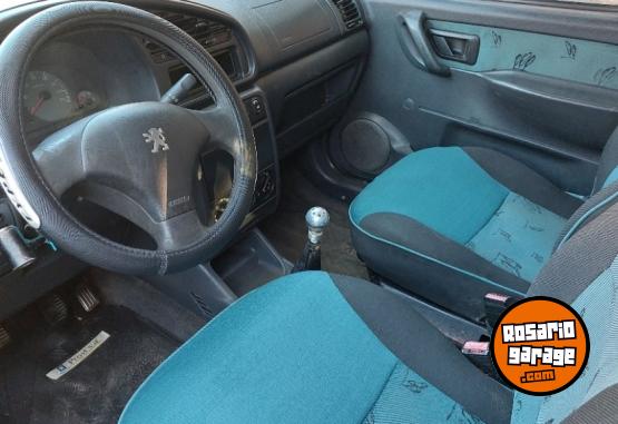 Utilitarios - Peugeot Partner 2007 Diesel 228000Km - En Venta