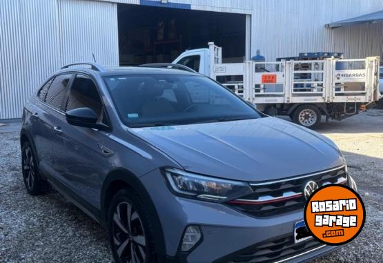 Autos - Volkswagen Nivus Highline 2021 Nafta 110000Km - En Venta