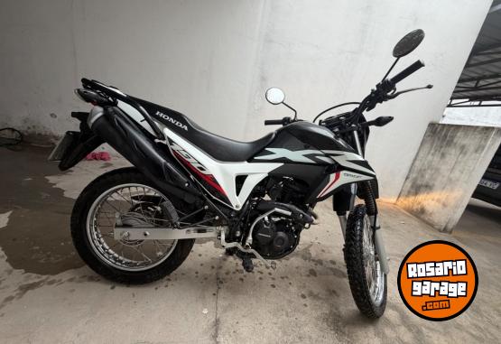 Motos - Honda XR 190 2023 Nafta 11000Km - En Venta