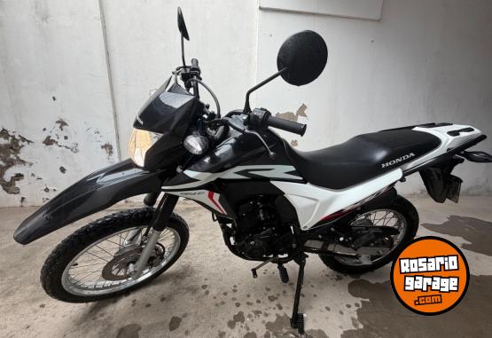 Motos - Honda XR 190 2023 Nafta 11000Km - En Venta
