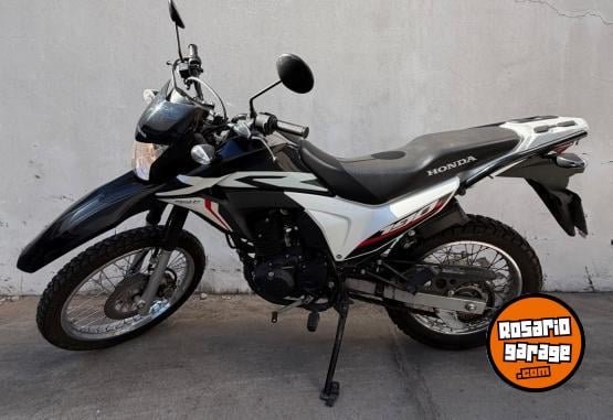 Motos - Honda XR 190 2023 Nafta 11000Km - En Venta