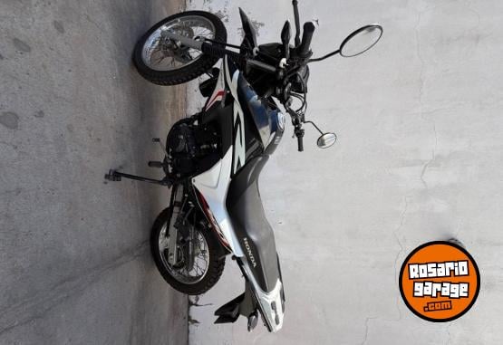 Motos - Honda XR 190 2023 Nafta 11000Km - En Venta