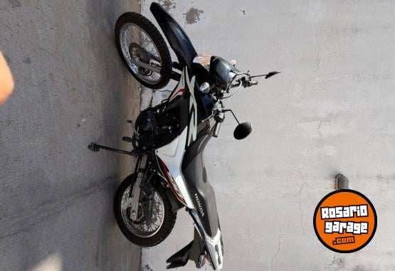 Motos - Honda XR 190 2023 Nafta 11000Km - En Venta