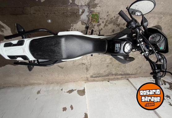 Motos - Honda XR 190 2023 Nafta 11000Km - En Venta